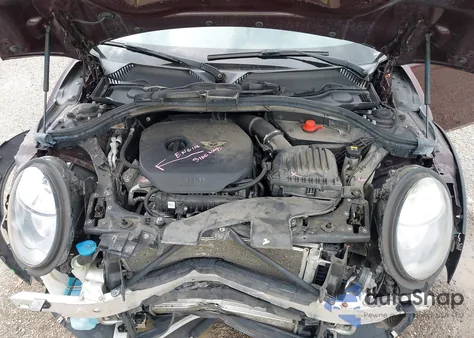 2017 Mini Clubman Cooper z USA, uszkodzony, nr VIN WMWLU1C5XH2F27672